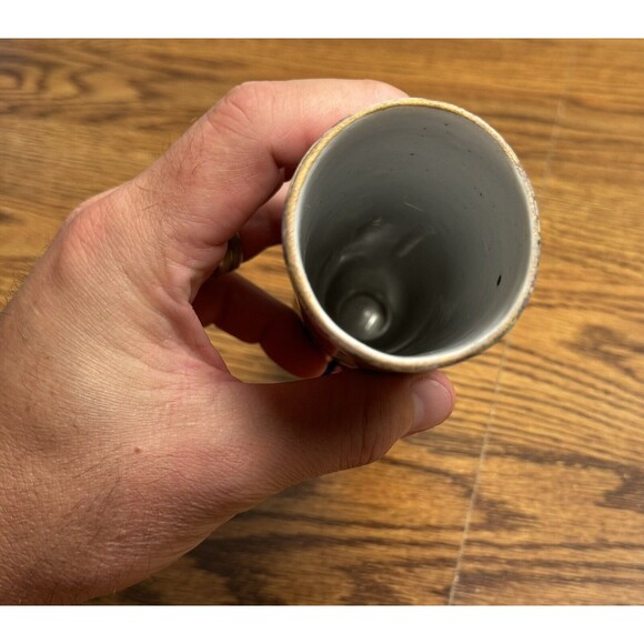 Royal Standard Virginia Stock Chintz Hand-painted Porcelain vase; 7 3/4”; VTG - Picture 4 of 6